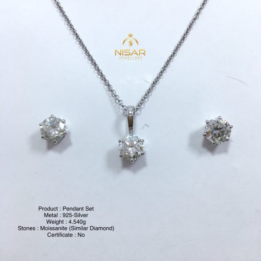 6 Claws Moissanite Pendant Set