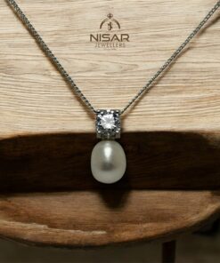 Natural Freshwater Pearl Pendant & Chain