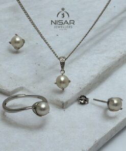Natural Freshwater Pearls Pendant Set