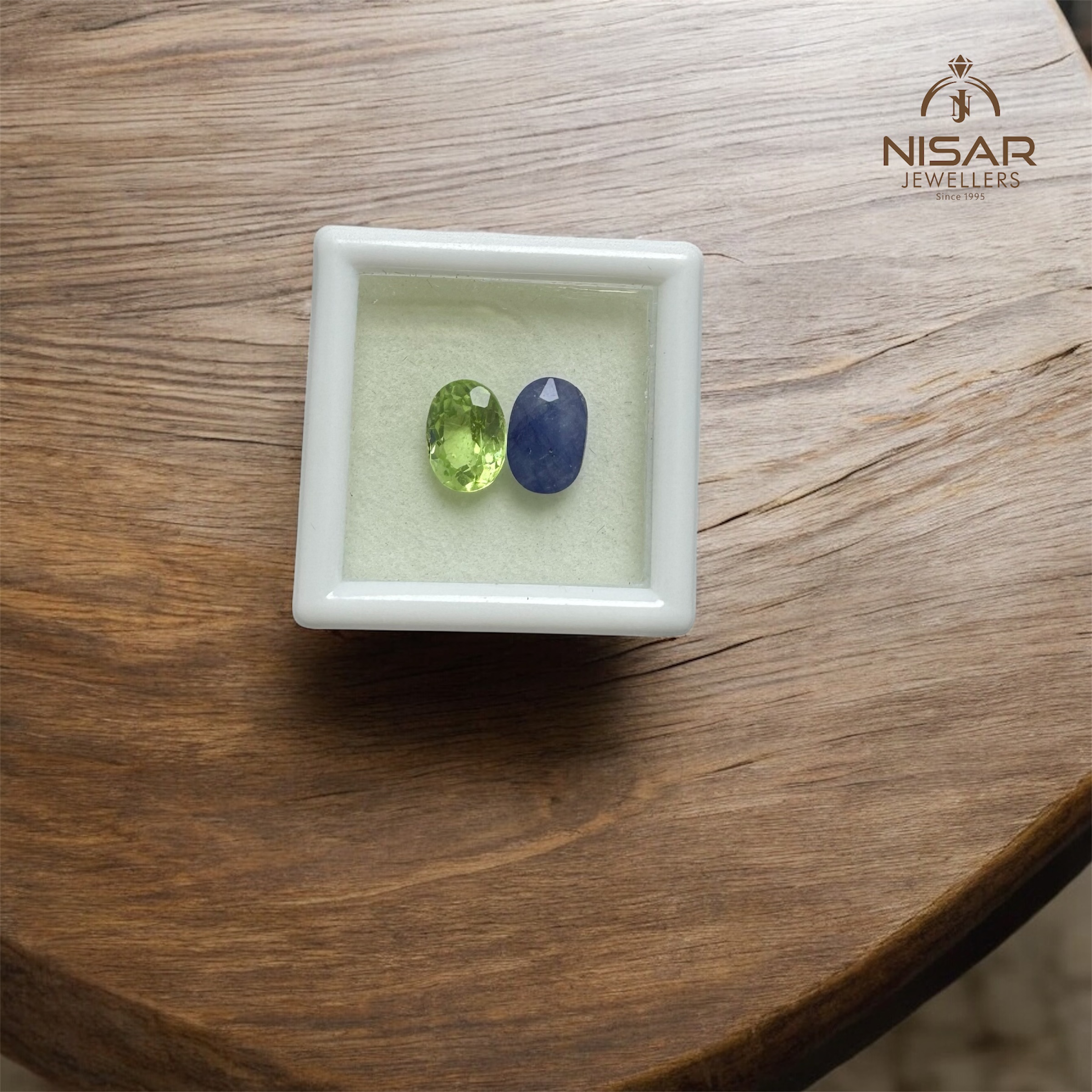 Natural Blue Sapphire & Peridot Stone - Image 2