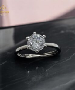 Legacy Gem Silver Ring (925 Pure)