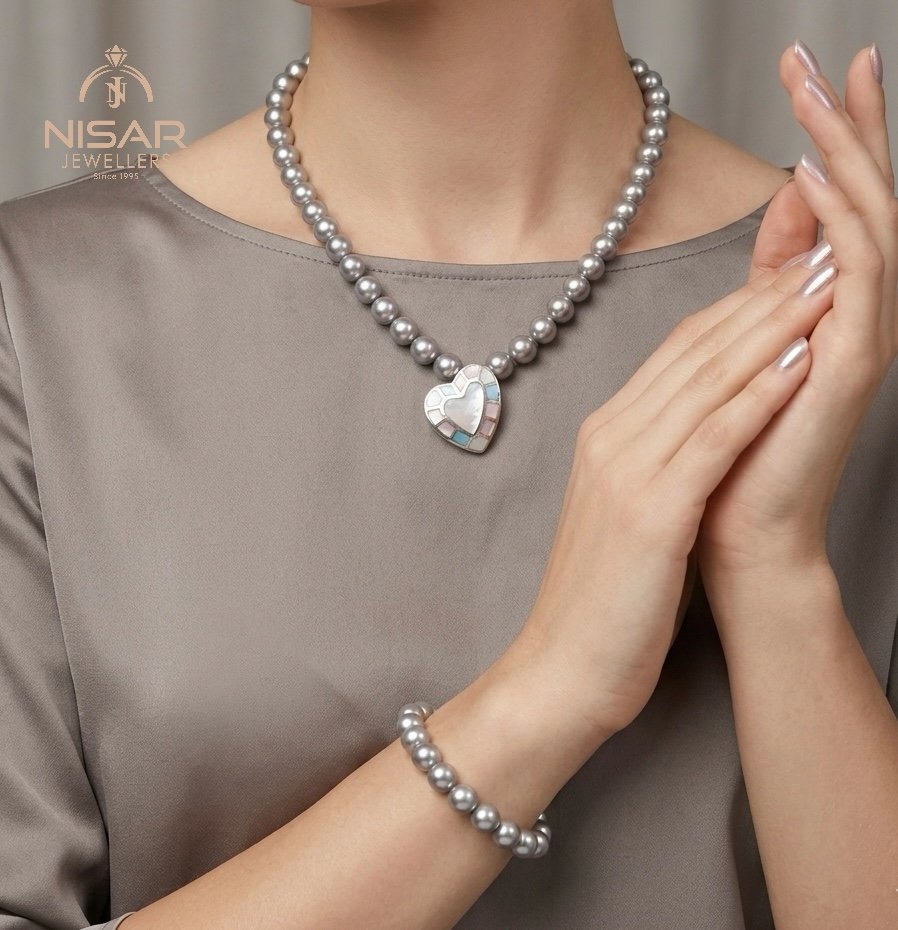 Lustrous Grey Pearl Jewelry Set with Heart Mosaic Pendant